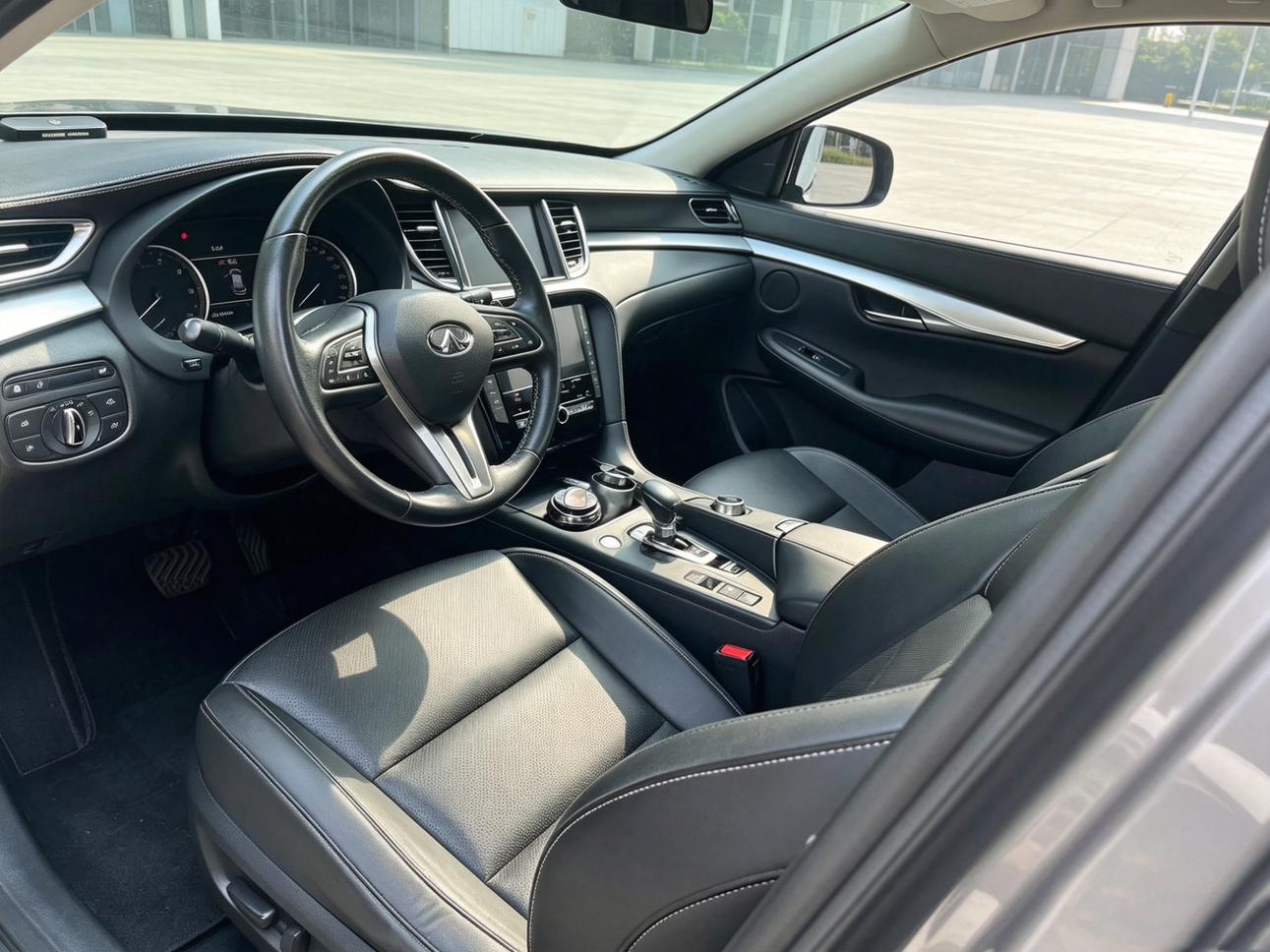 Infiniti QX50 2019 thumb 6