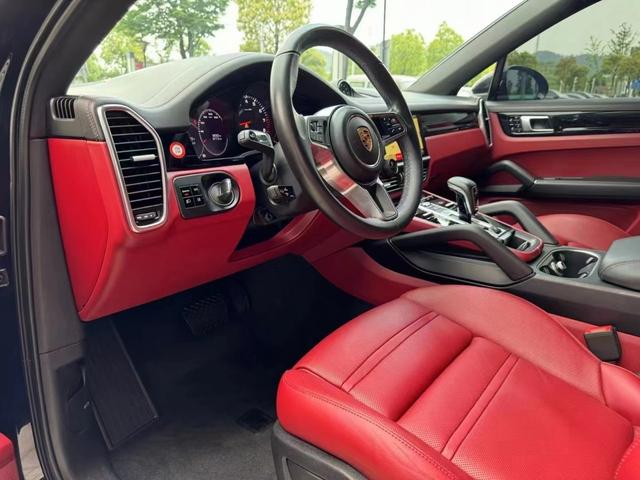 Porsche Cayenne 2019 thumb 2