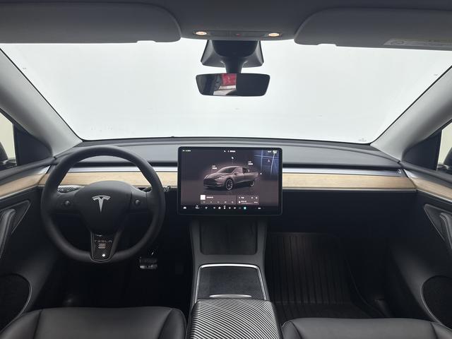 Tesla Model Y 2022 thumb 12