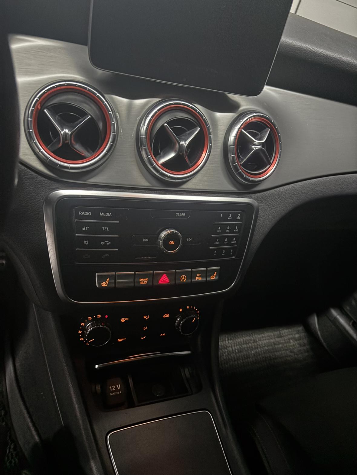 Mercedes-Benz CLA 2018 thumb 5