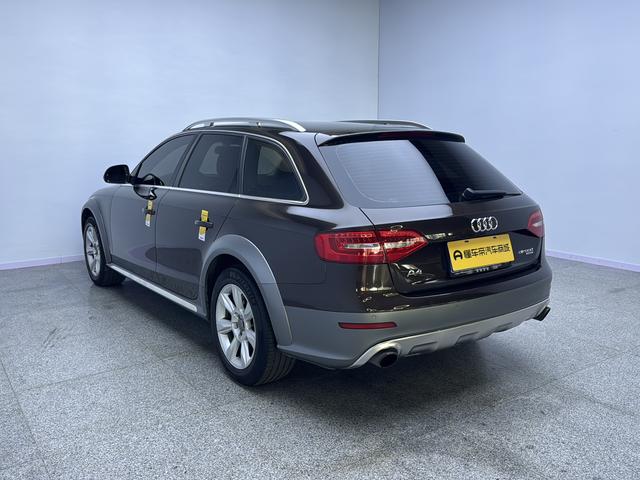 Audi A4 2013 thumb 3