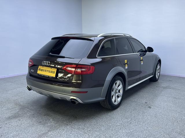 Audi A4 2013 thumb 5