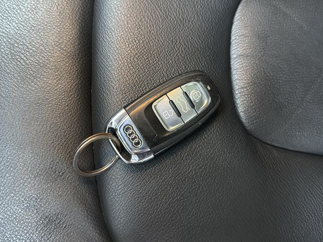 Audi A4 2013 thumb 9