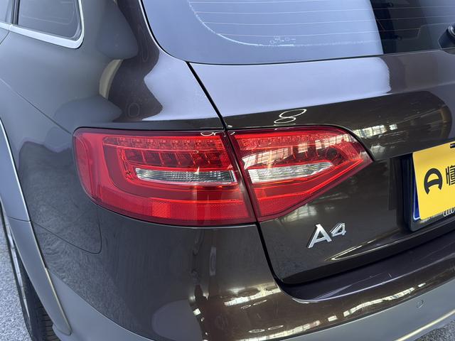Audi A4 2013 thumb 11