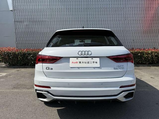Audi Q3 2025 thumb 2