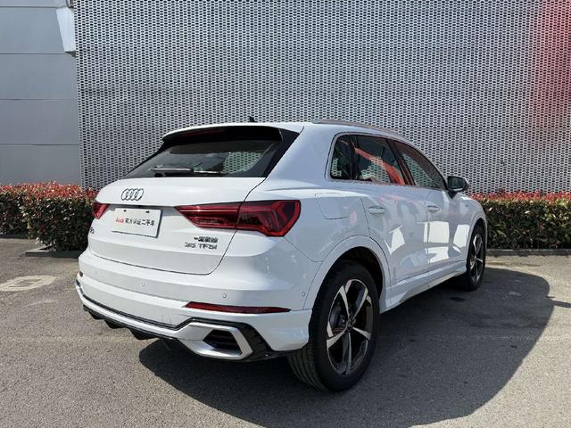 Audi Q3 2025 thumb 3