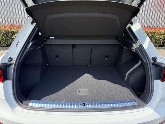 Audi Q3 2025 thumb 8