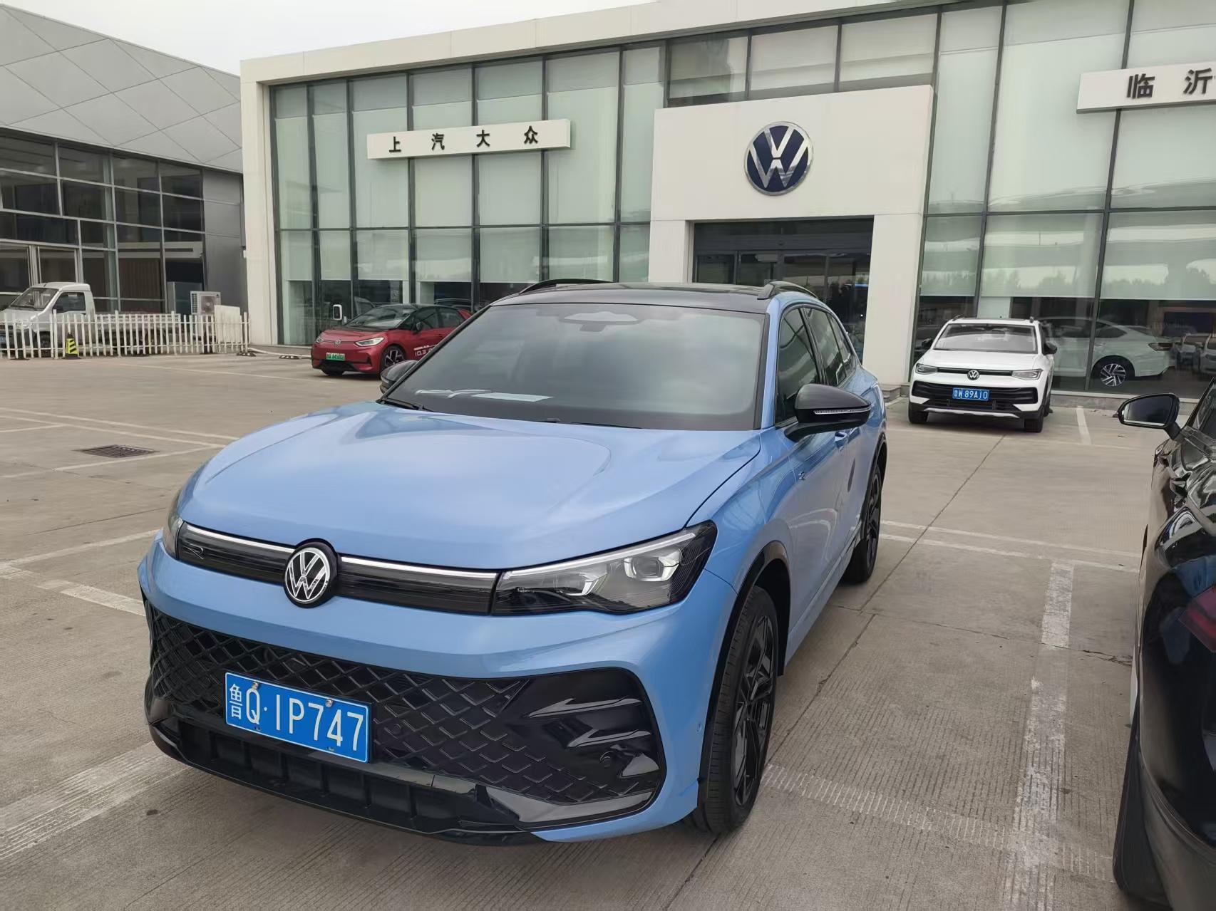 Volkswagen Tiguan 2025 thumb 11