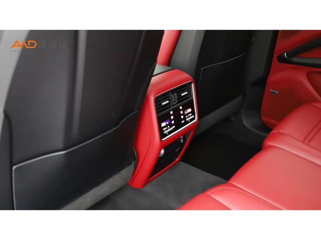 Porsche Cayenne 2022 thumb 3