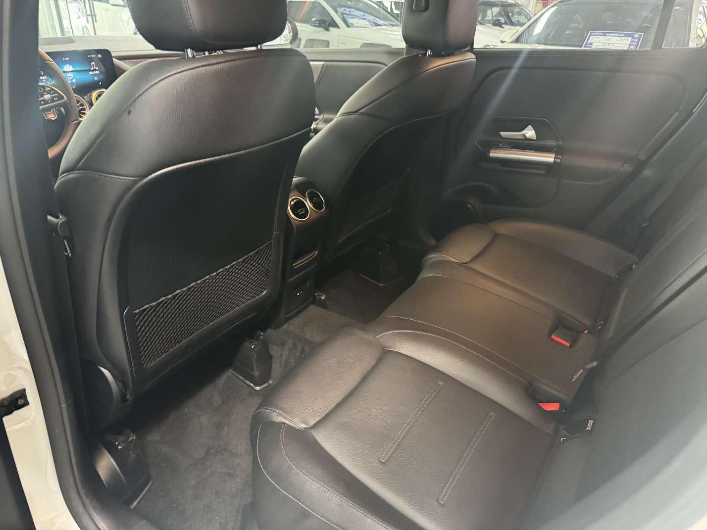 Mercedes-Benz GLA 2020 thumb 7