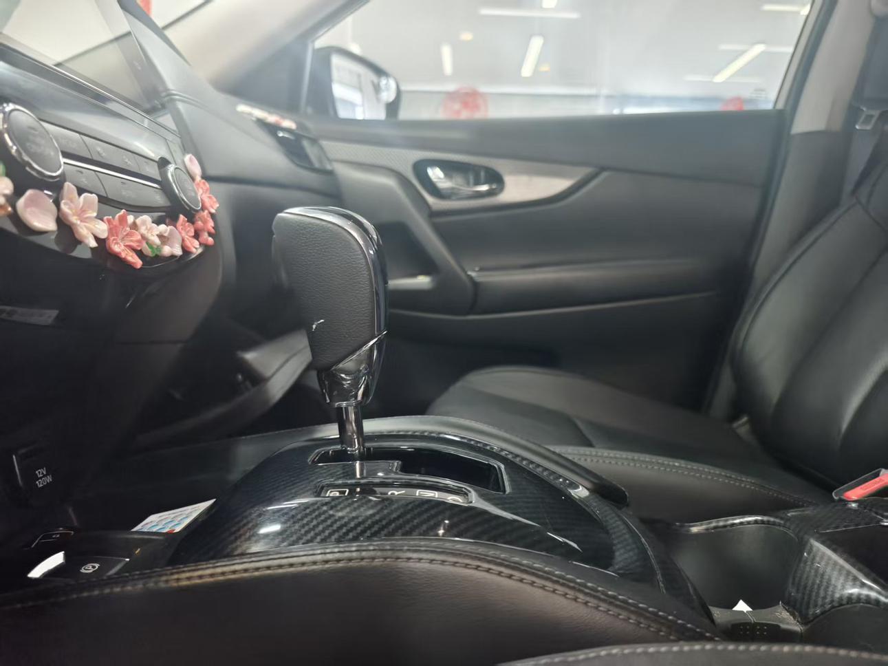 Nissan X-Trail 2020 thumb 2