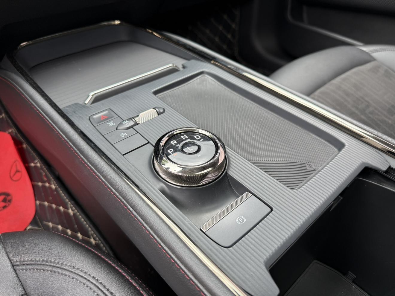 Ford Mondeo 2023 thumb 11