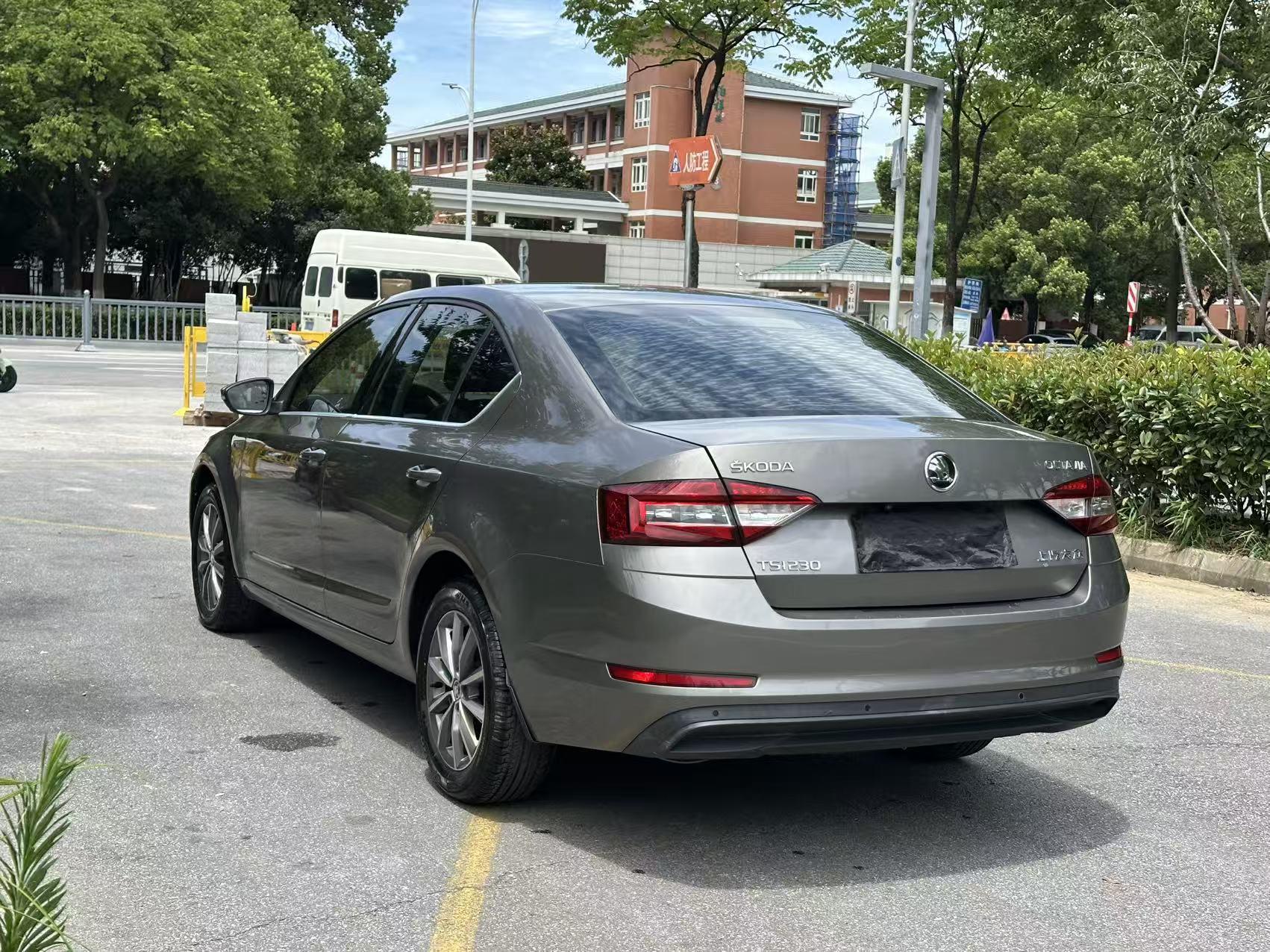 Skoda Ming Rui 2018 thumb 2