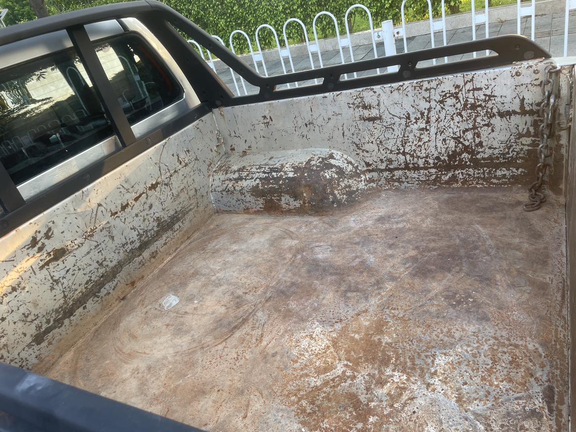 Isuzu D-Max 2015 thumb 12