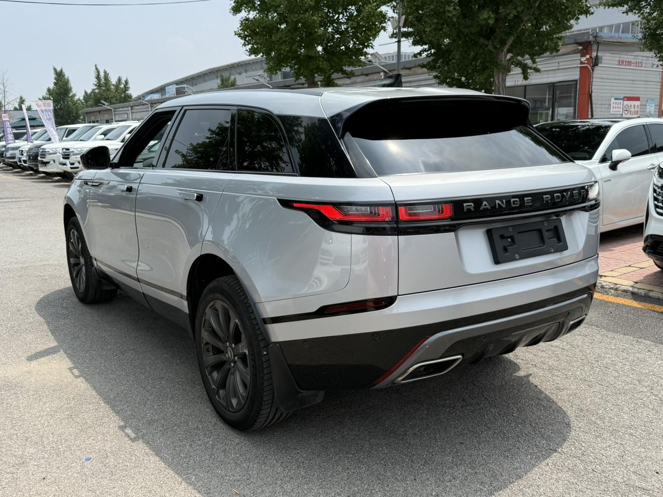 Land Rover Range Rover Evoque 2021 thumb 2