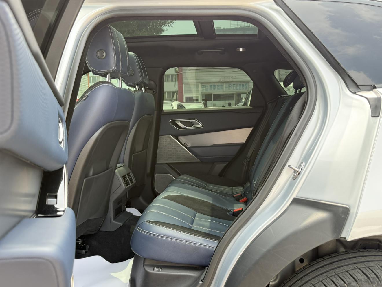 Land Rover Range Rover Evoque 2021 thumb 9
