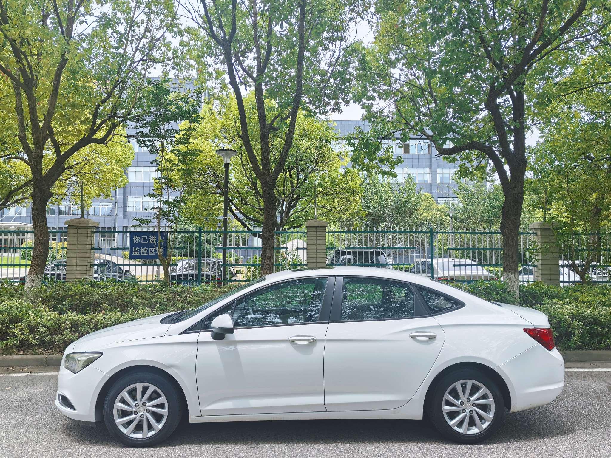 Buick Verano 2017 thumb 2