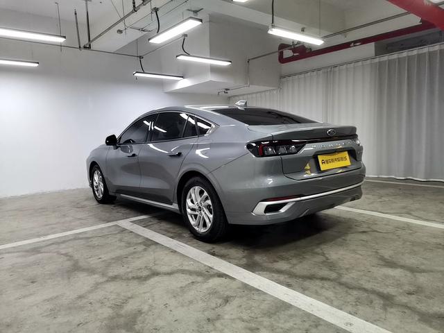 Ford Mondeo 2023 thumb 3