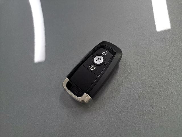 Ford Mondeo 2023 thumb 9