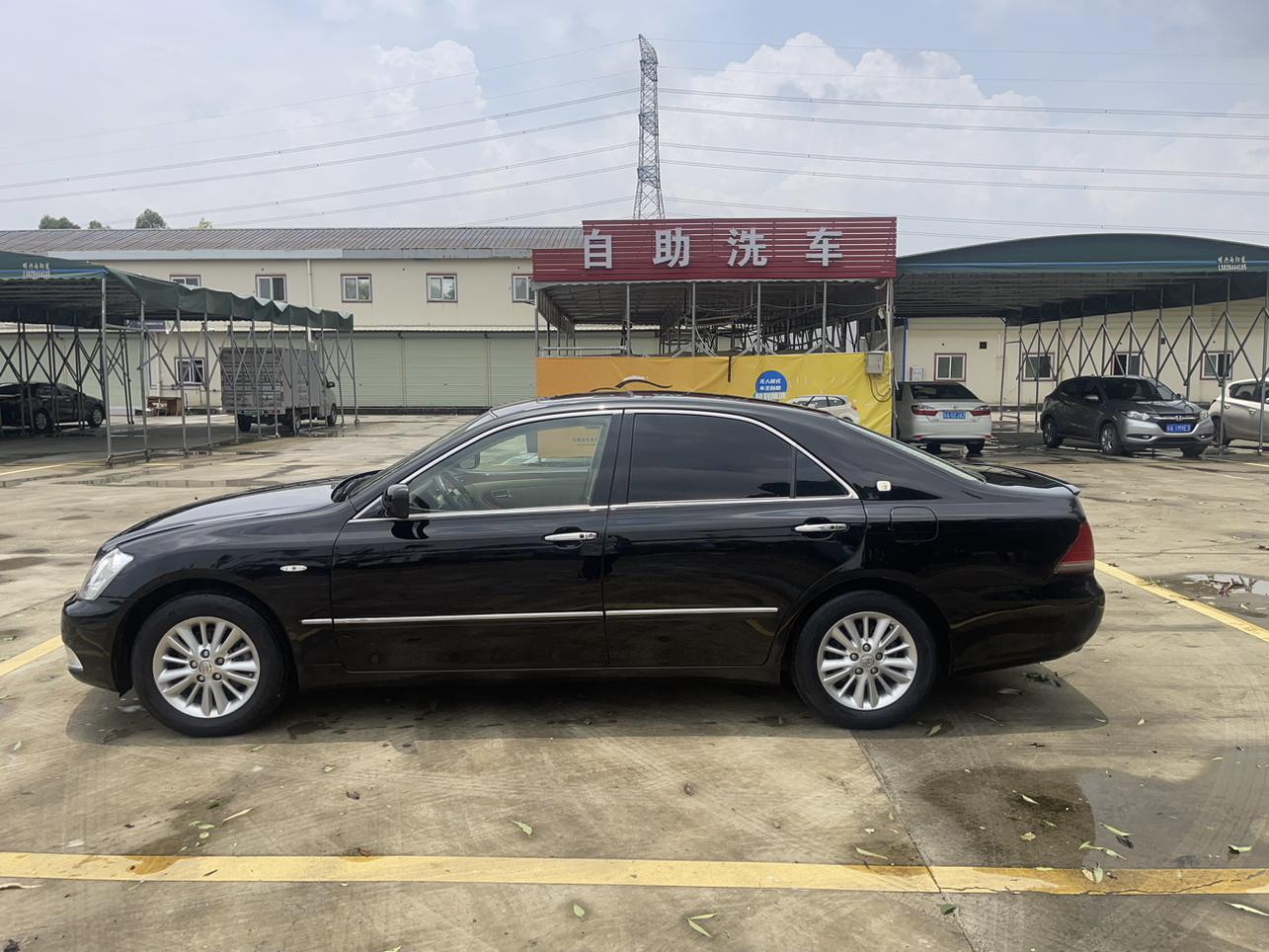 Toyota Crown 2005 thumb 2