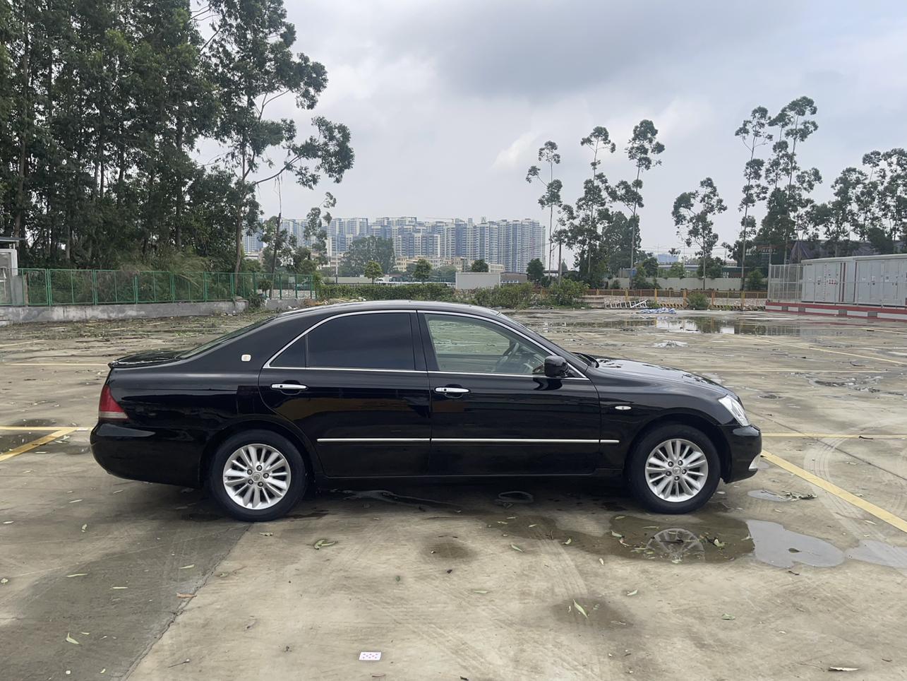 Toyota Crown 2005 thumb 6