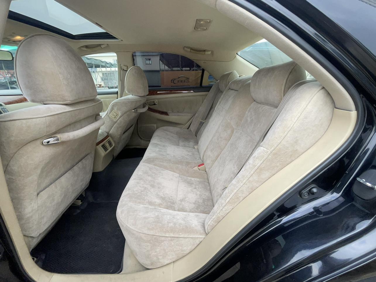 Toyota Crown 2005 thumb 11