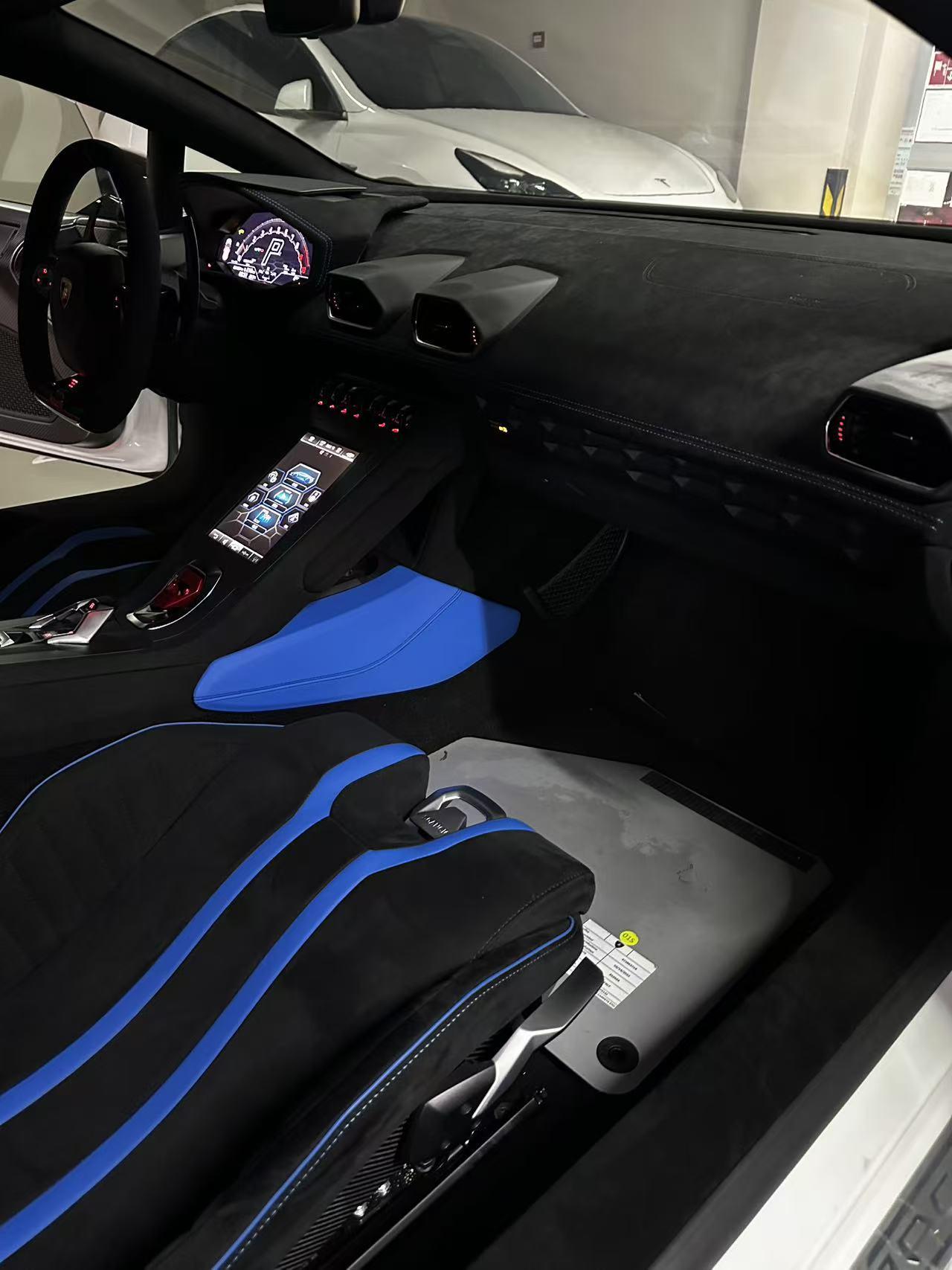 Lamborghini Huracán 2021 thumb 7