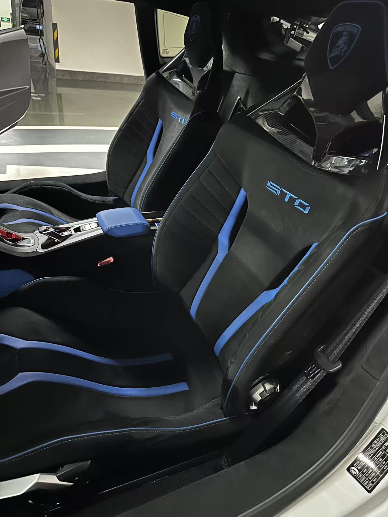 Lamborghini Huracán 2021 thumb 8