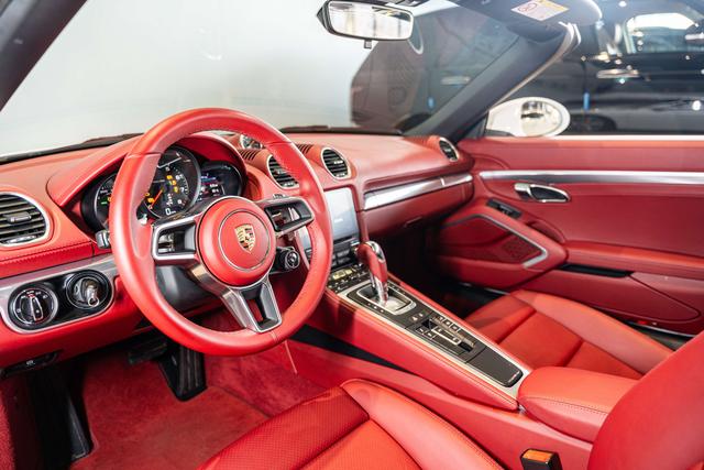 Porsche 718 2022 thumb 9