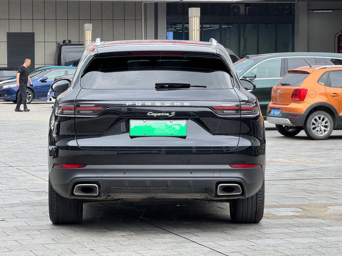 Porsche Cayenne 2019 thumb 2
