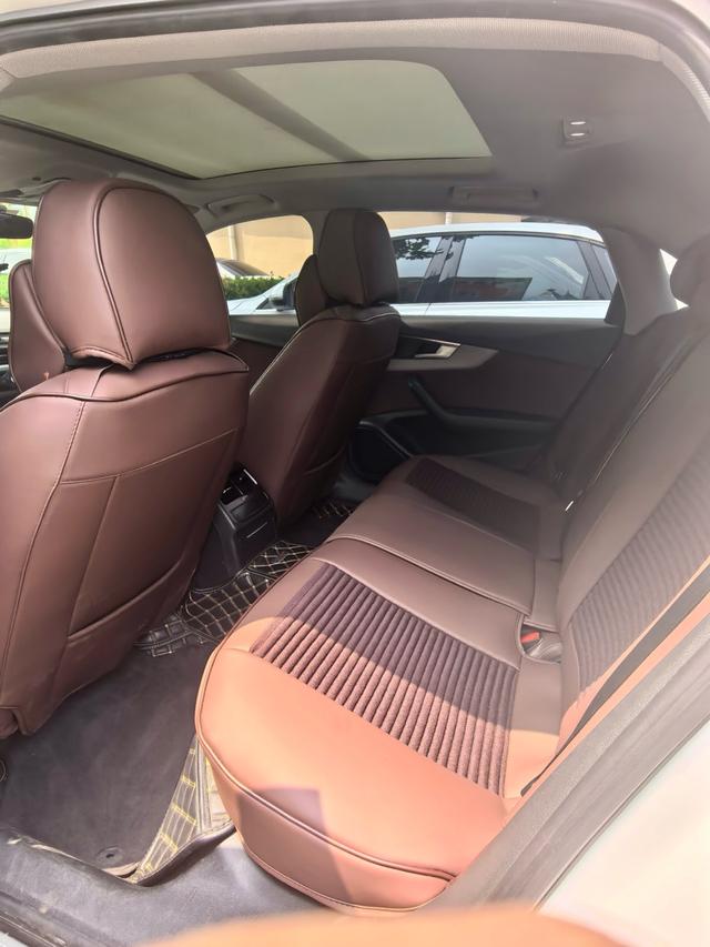 Audi A4 2019 thumb 8