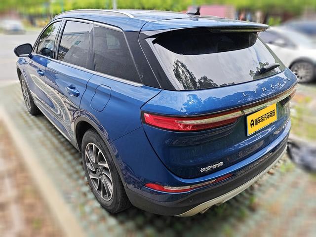 Lincoln Aviator 2022 thumb 2