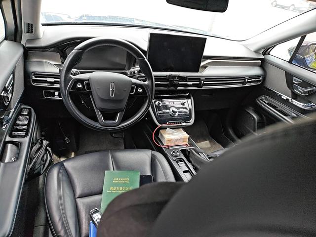Lincoln Aviator 2022 thumb 3