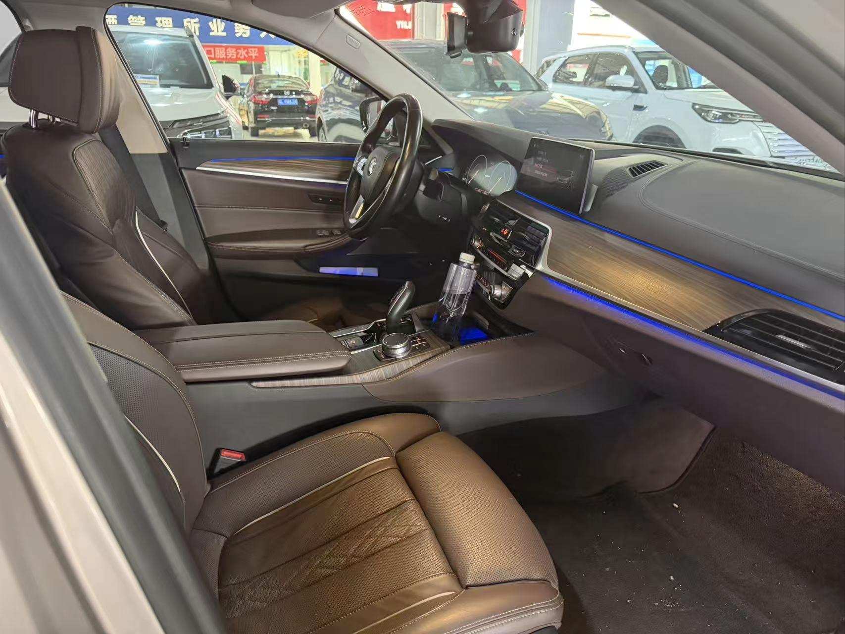 BMW 5 серии 2019 thumb 7