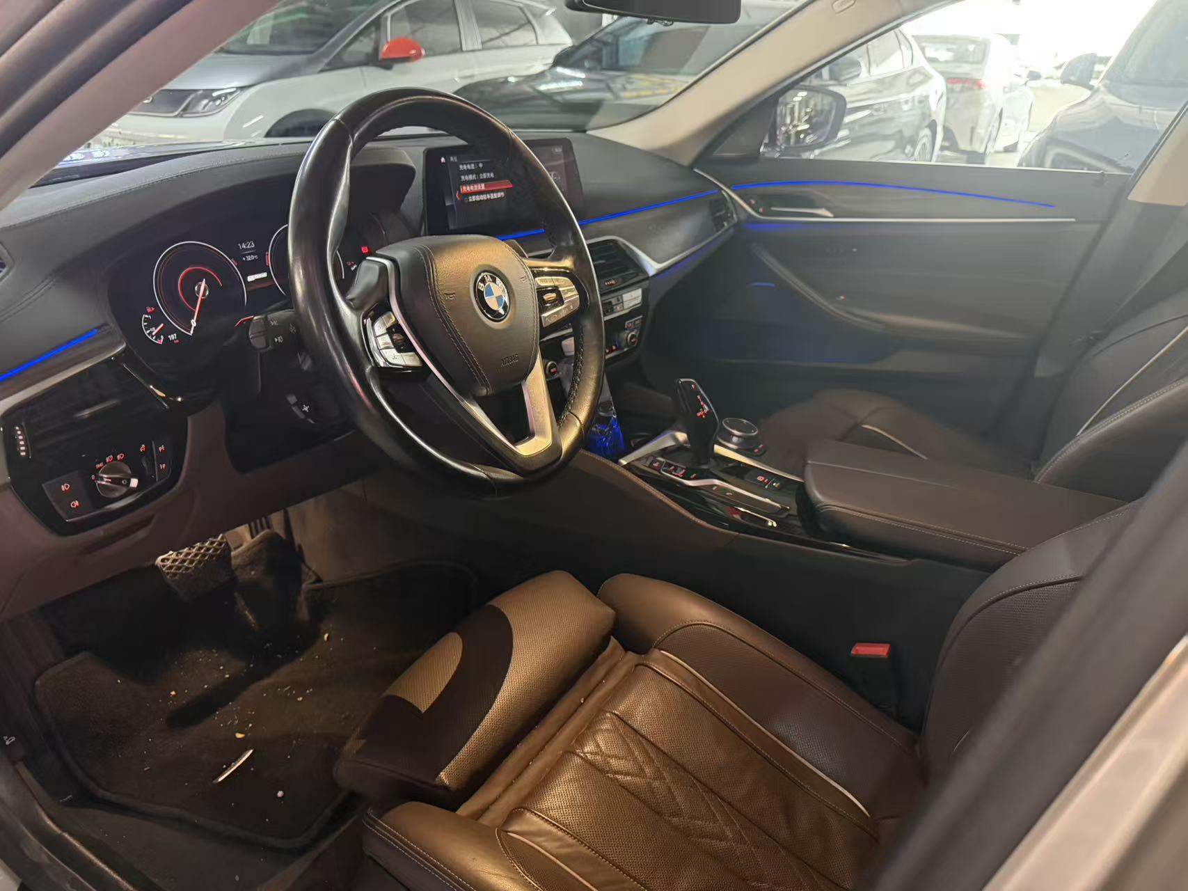 BMW 5 серии 2019 thumb 9