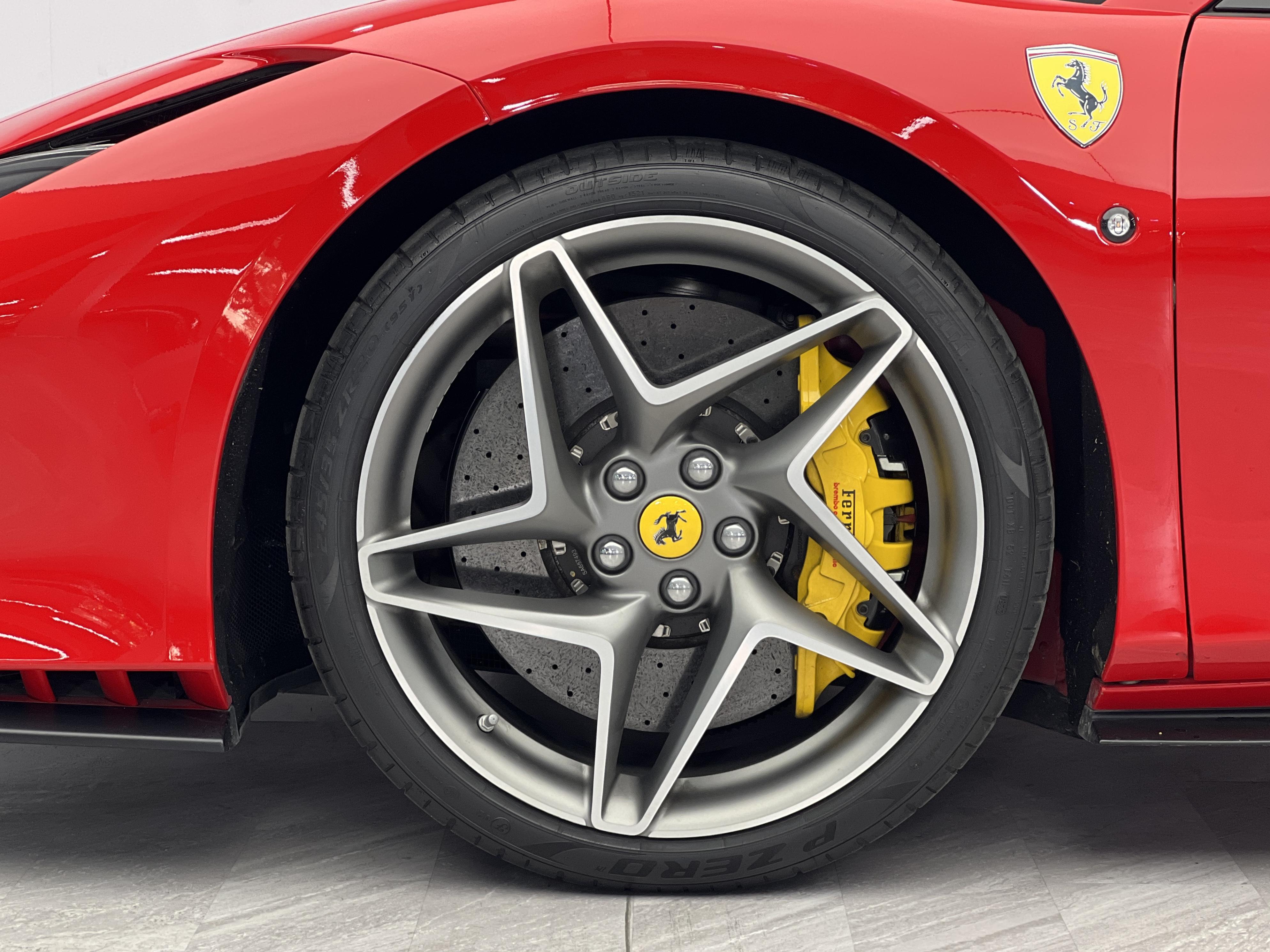 Ferrari F8 2020 thumb 7