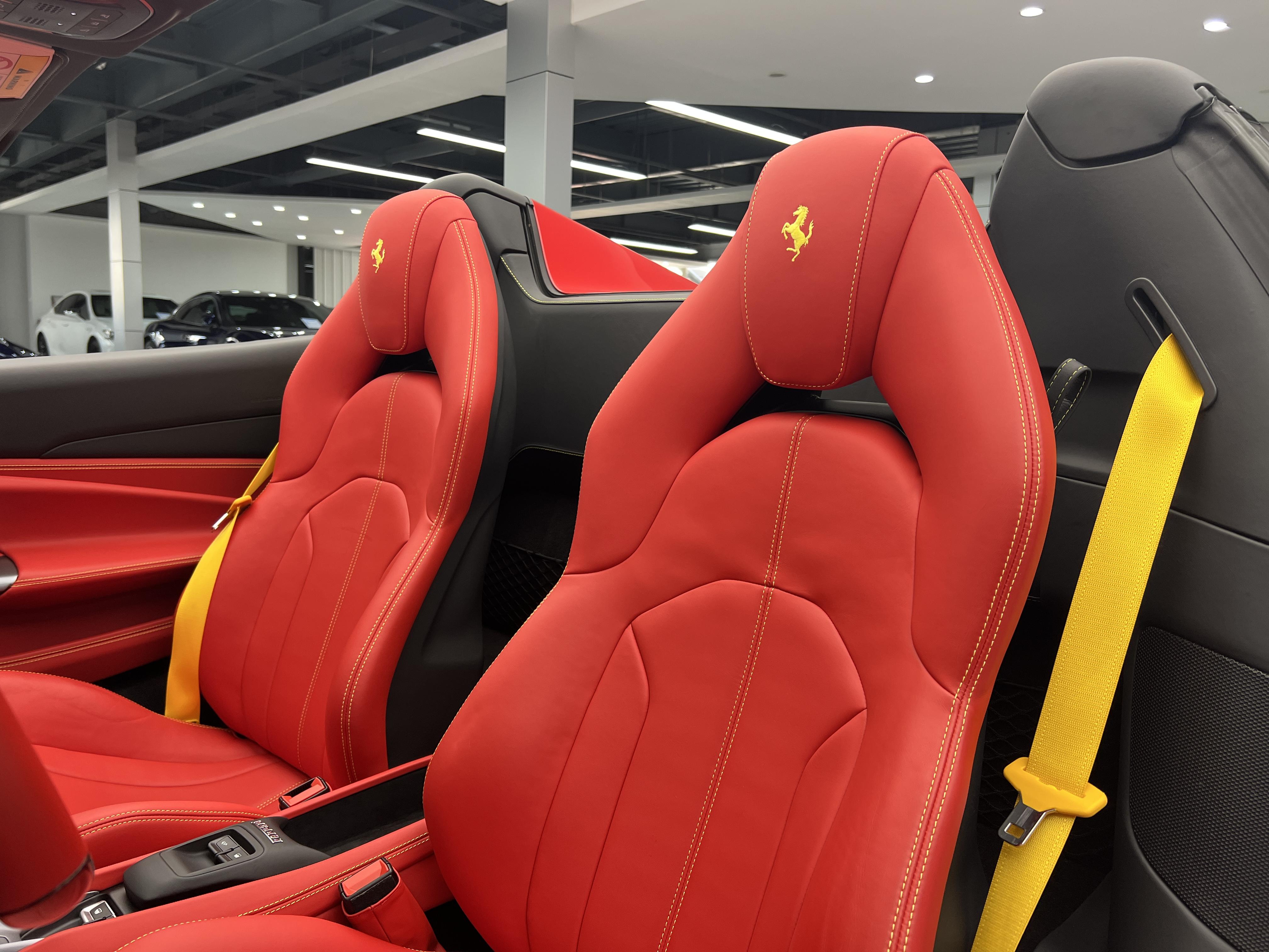 Ferrari F8 2020 thumb 12