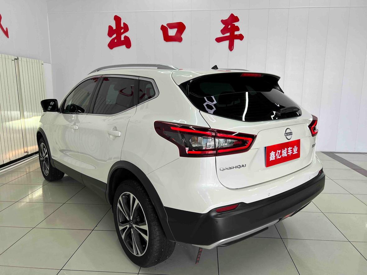Nissan Qashqai+2 2023 thumb 2