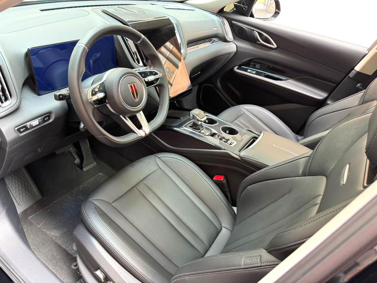 Hongqi HS3 2024 thumb 6
