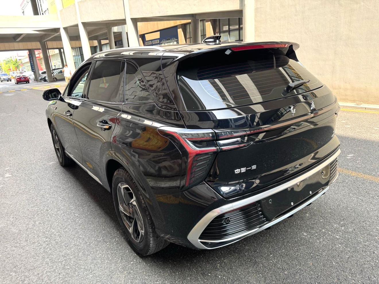 Hongqi HS3 2024 thumb 11
