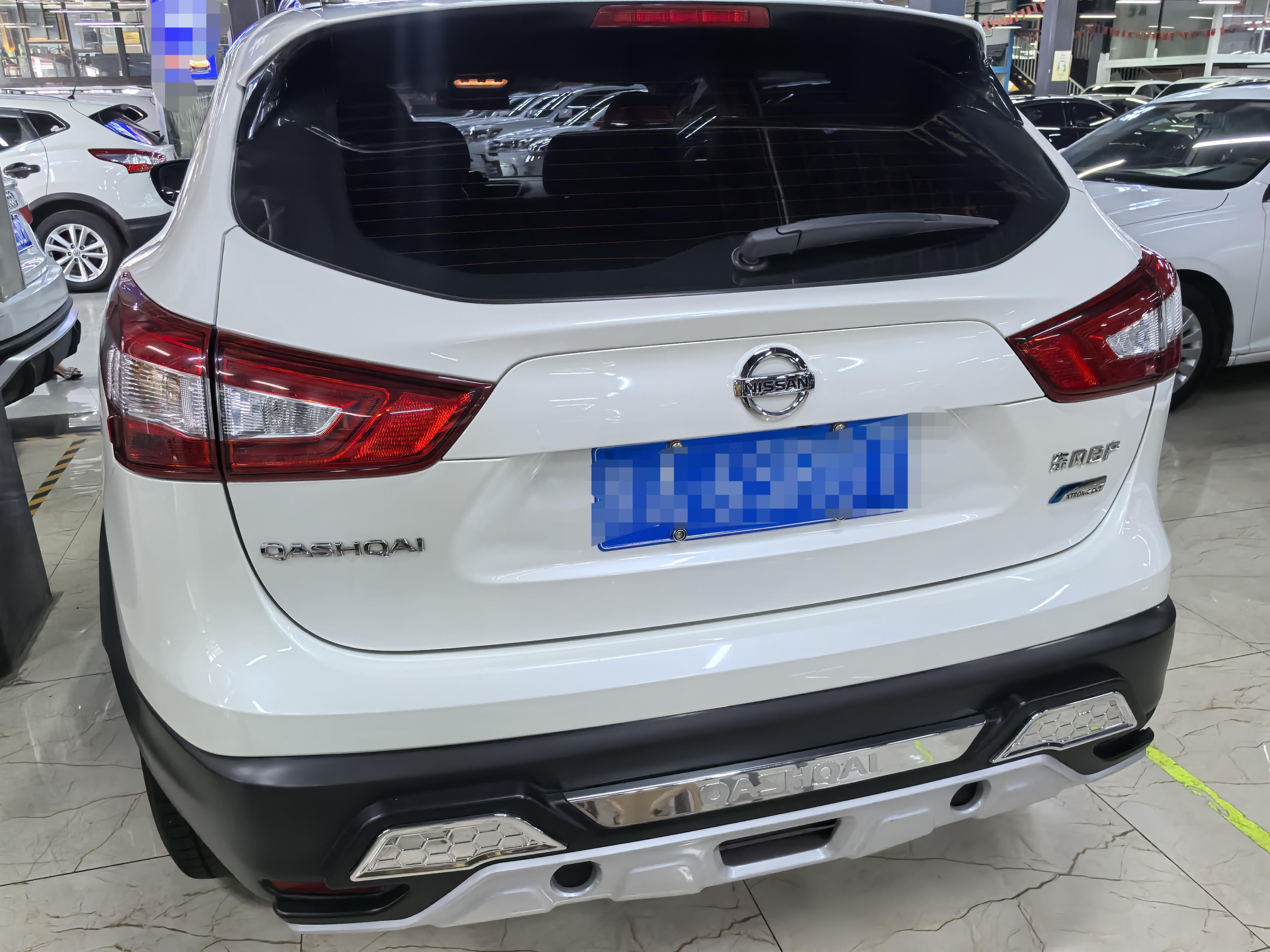 Nissan Qashqai+2 2017 thumb 3