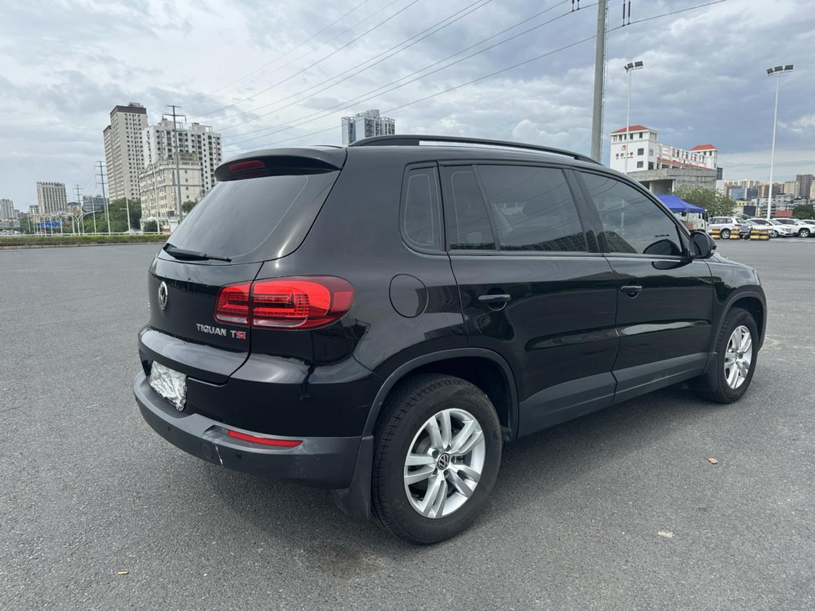 Volkswagen Tiguan 2015 thumb 4