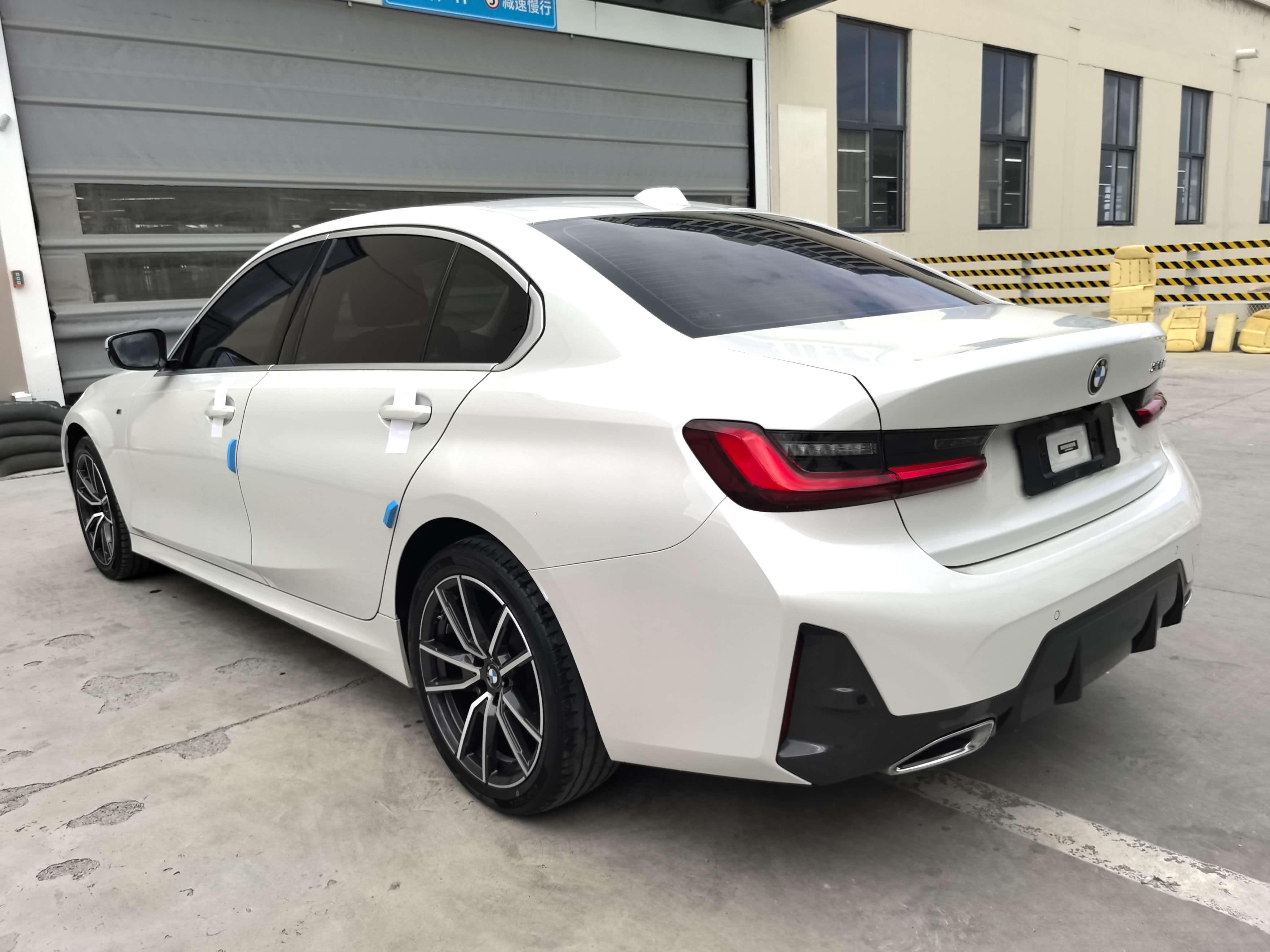 BMW 3 серии 2023 thumb 2