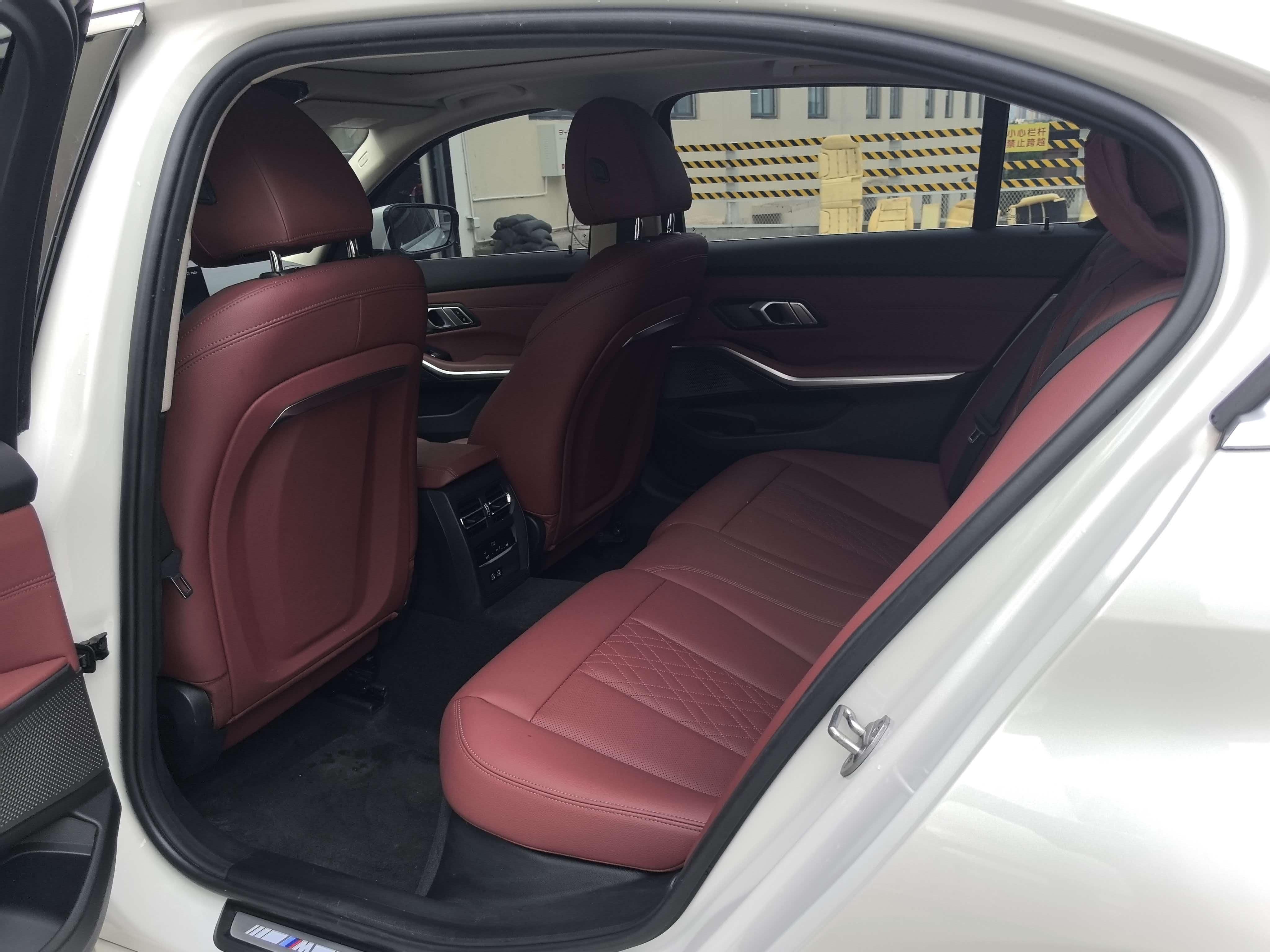 BMW 3 серии 2023 thumb 10