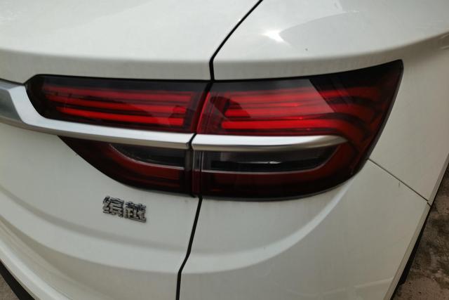 Geely Binyue 2019 thumb 3