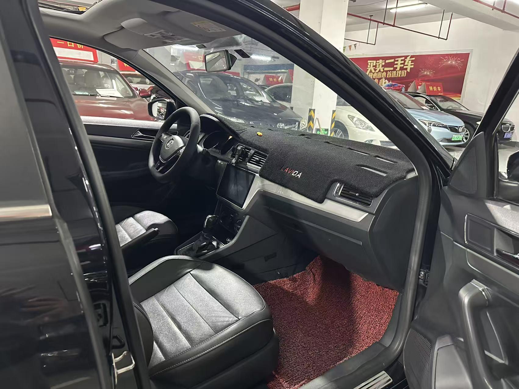 Volkswagen Lavida XR 2017 thumb 7