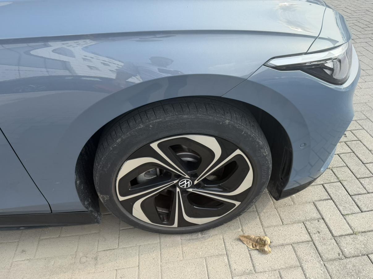 Volkswagen ID.7 2024 thumb 4