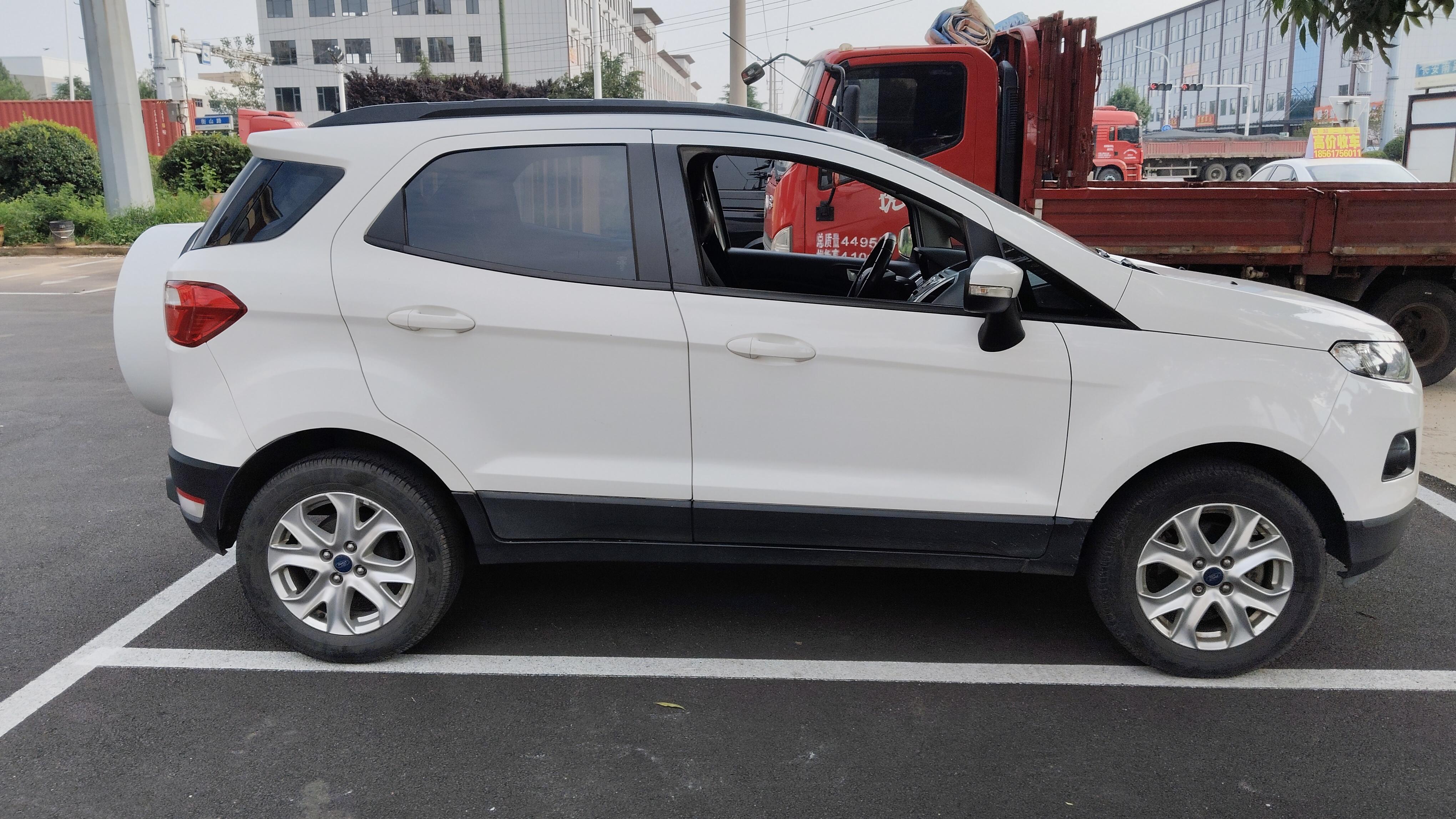 Ford EcoSport 2013 thumb 3