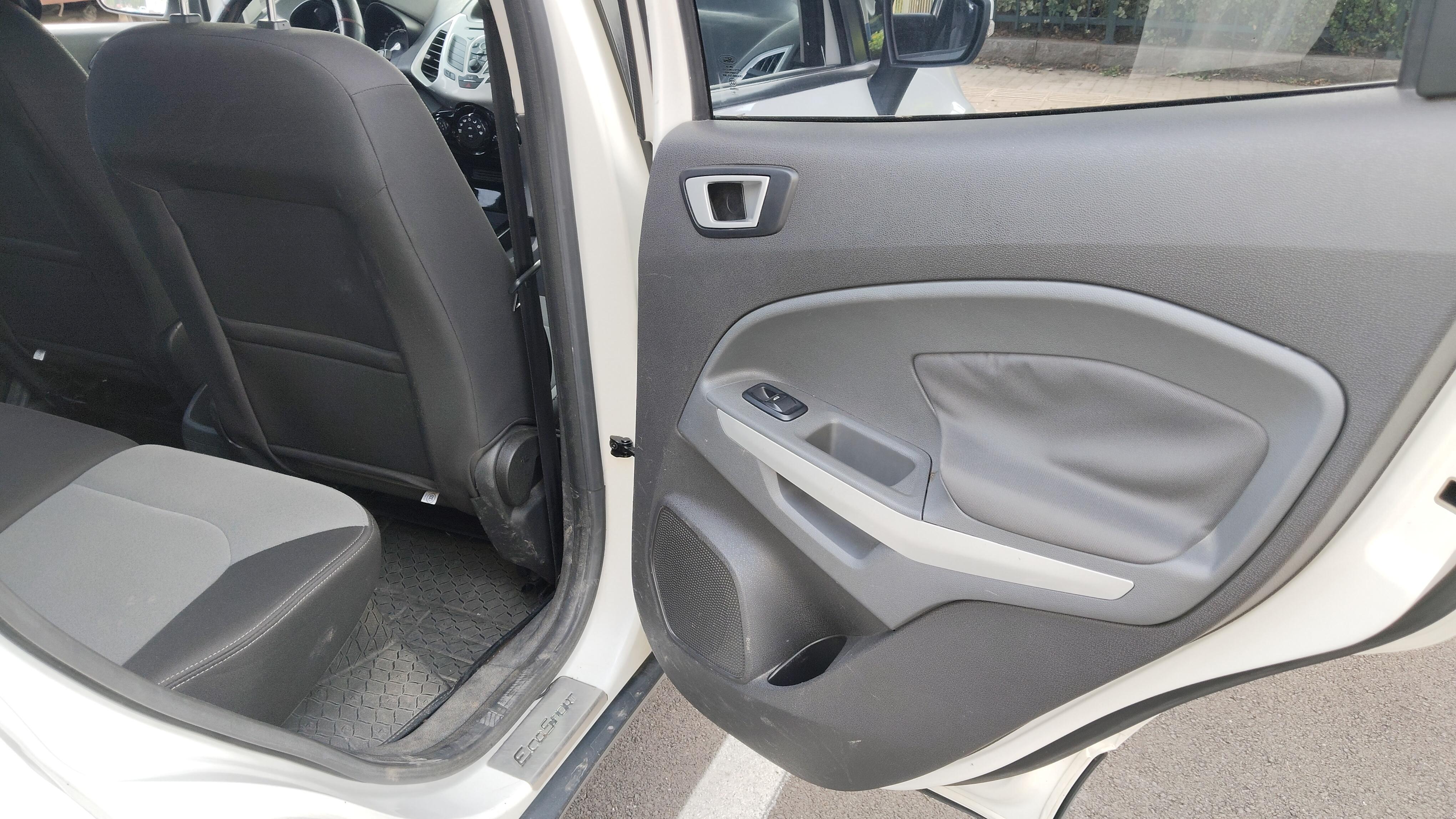 Ford EcoSport 2013 thumb 7
