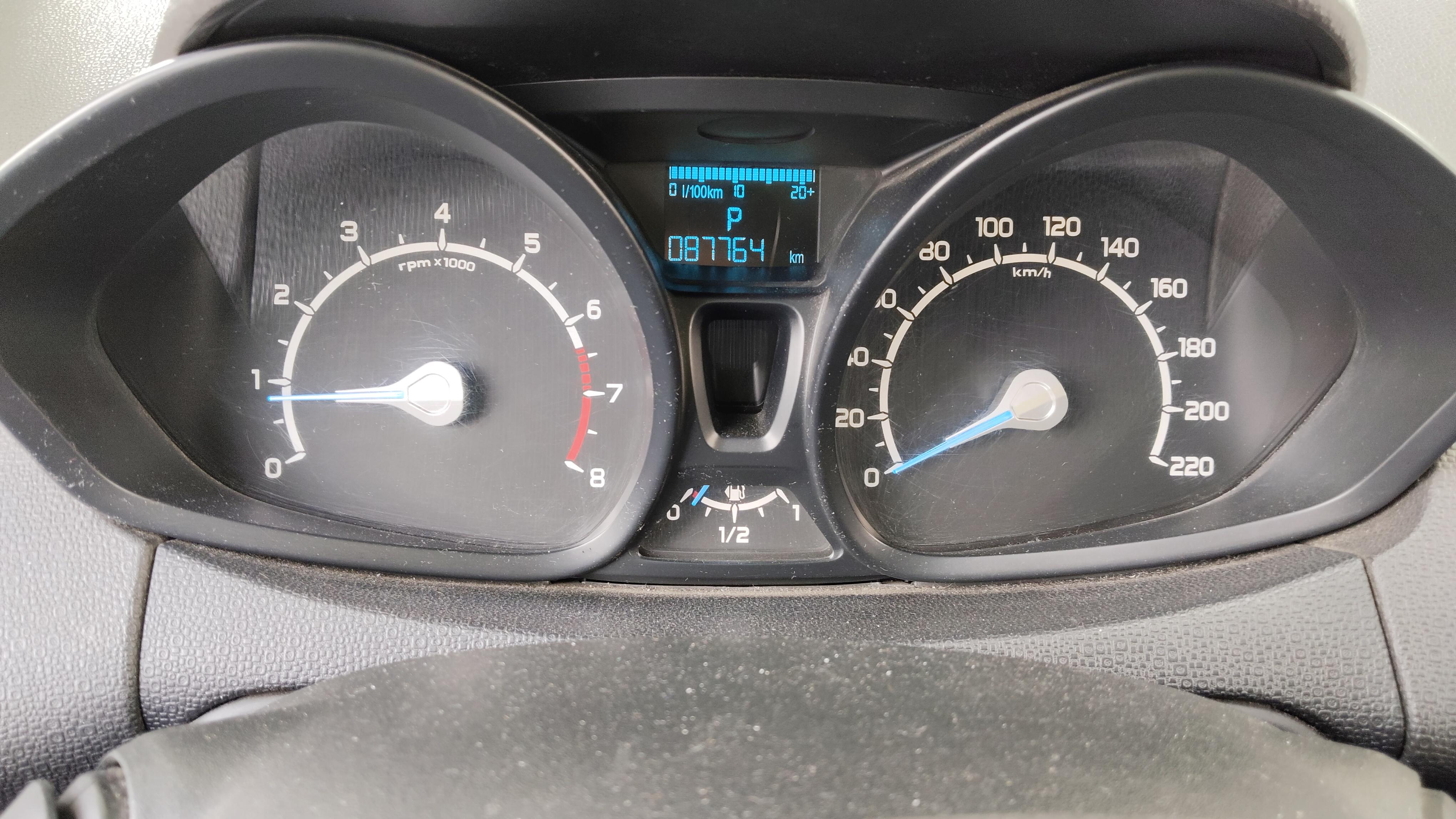 Ford EcoSport 2013 thumb 11